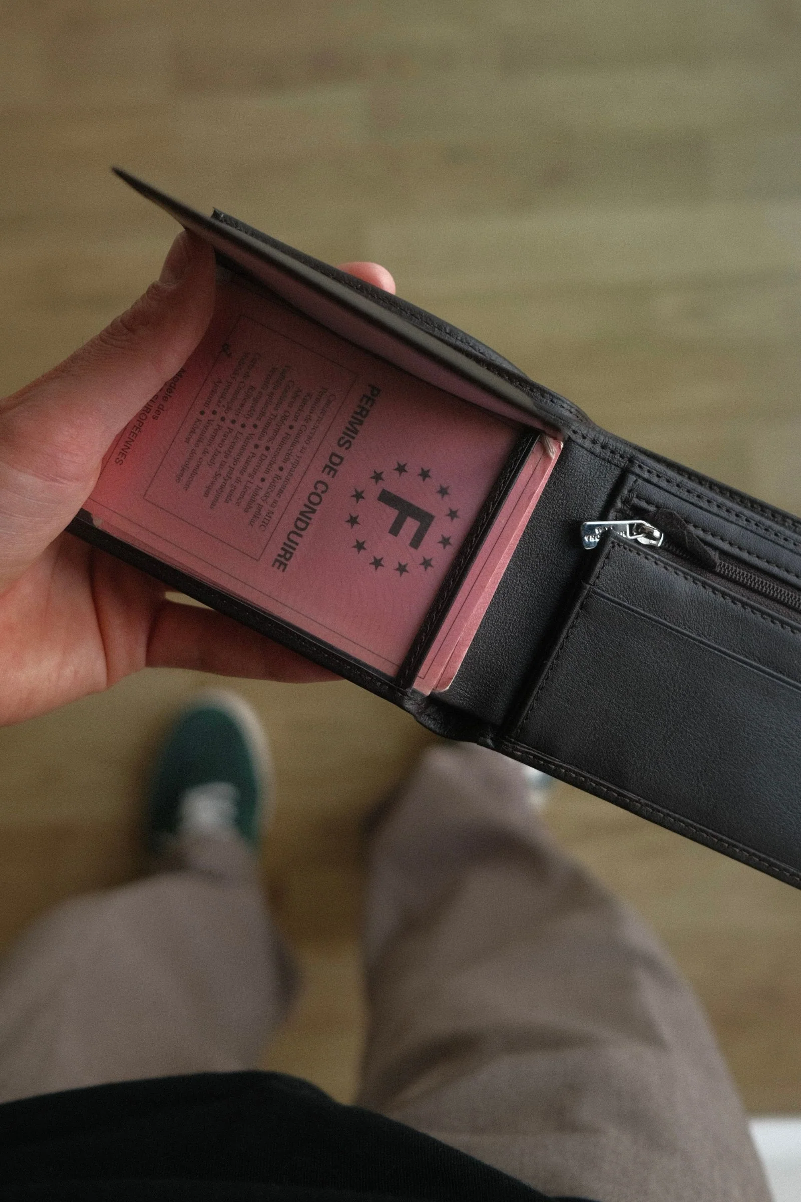 Portefeuille italien - 2 volets - Stop RFID - Cuir - Image 3